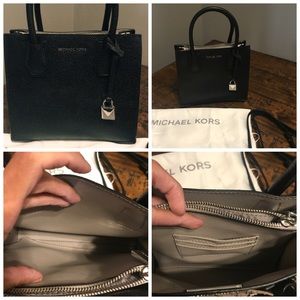 MICHAEL KORS BLACK HANDBAG